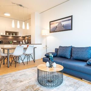 Apartment Over The Roofs Of Vienna